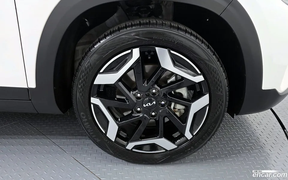 Kia Seltos 1.6 2WD 2024 — миниатюра 5