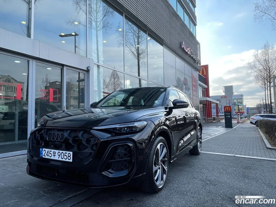 Audi Q5 (80A) 40 TDI S Line 2025 — миниатюра 2
