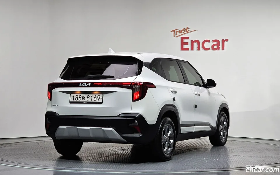 Kia Seltos 2.0 2WD 2024 — миниатюра 2