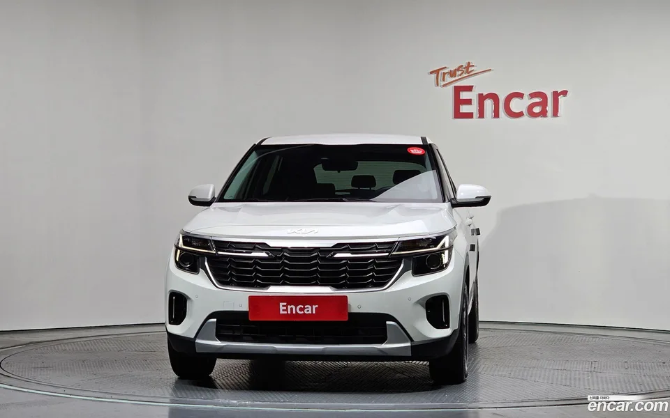 Kia Seltos 2.0 2WD 2024 — миниатюра 3
