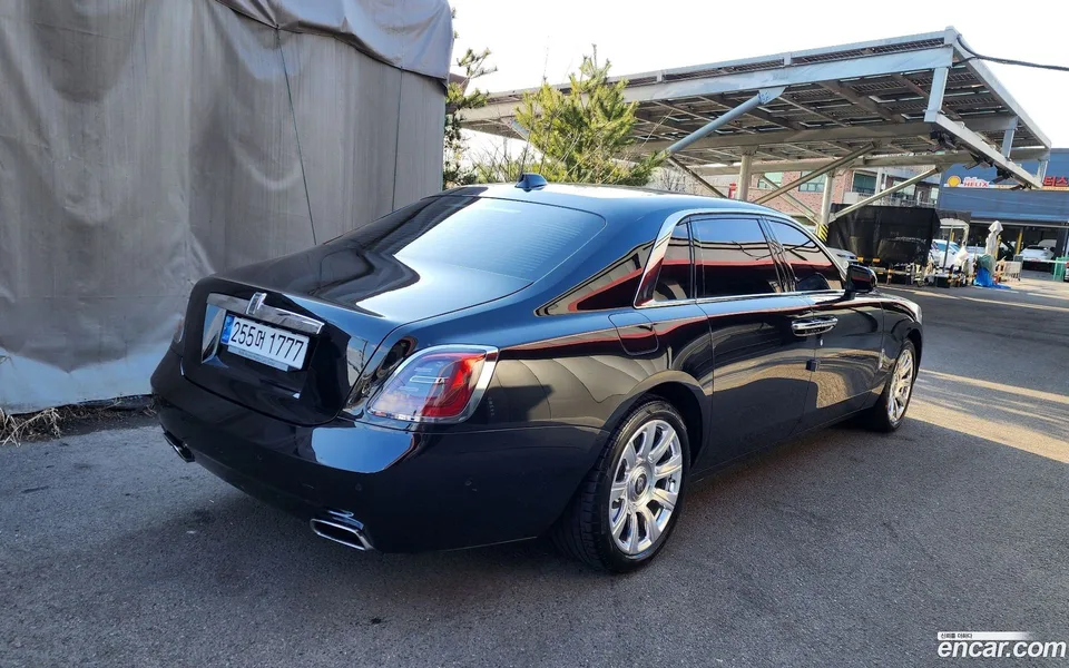 Rolls-Royce Ghost 6.7 EWB V12 2024 — миниатюра 2