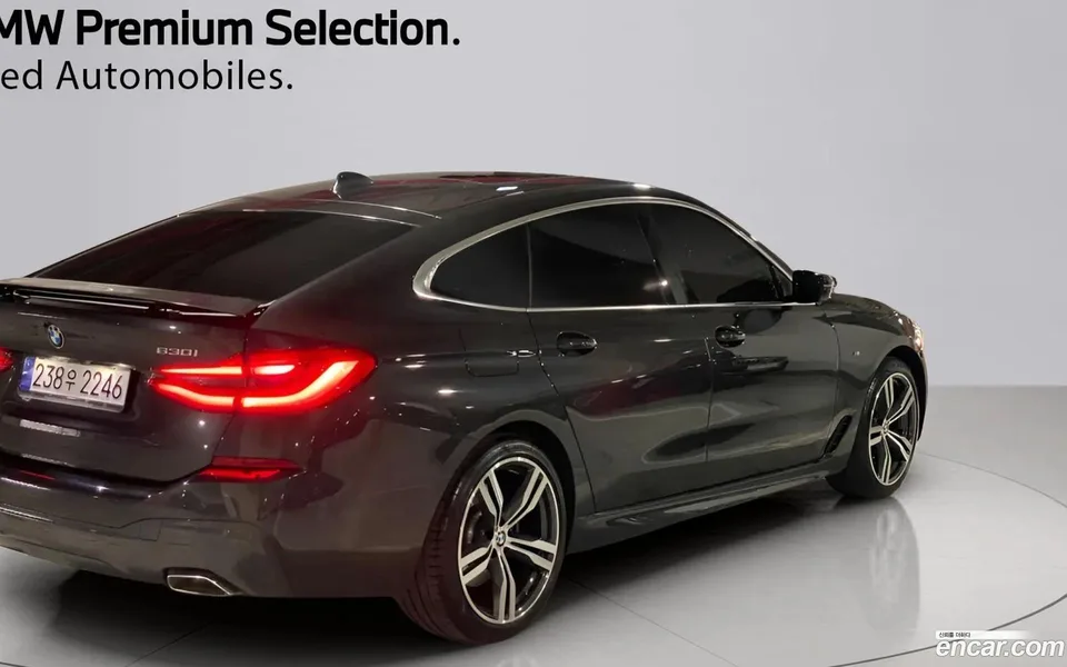BMW 6 Series GT 630i xDrive M 2023 — миниатюра 2