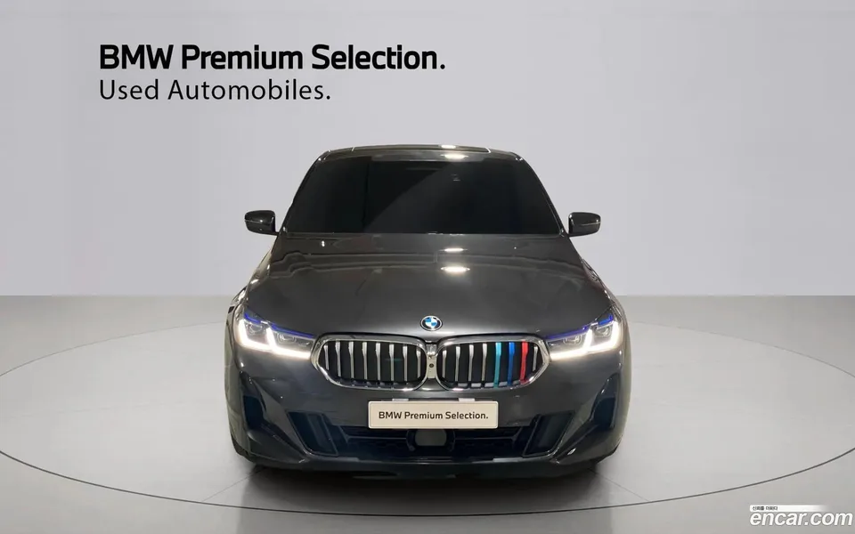 BMW 6 Series GT 630i xDrive M 2023 — миниатюра 3