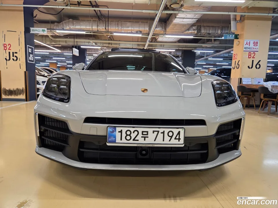 Porsche Panamera (976) 2.9 AWD 2025 — миниатюра 3