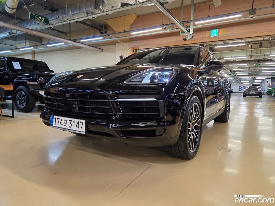Porsche Cayenne 3.0 E- 2022 — миниатюра 2