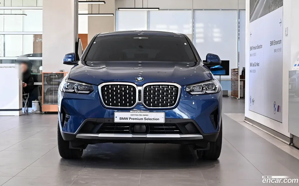 BMW X4 xDrive20i xLine 2025 — миниатюра 2