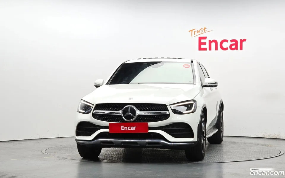 Mercedes-Benz GLC-Class GLC300 4MATIC 2023 — миниатюра 3