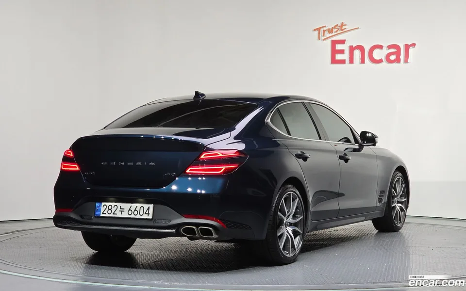Genesis G70 2.0T 4WD 2022 — миниатюра 2
