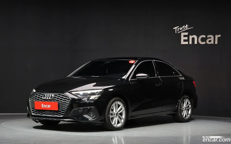 Audi A3 (8Y) 40 TFSI 2024 — фото 1, купить с доставкой в Москву
