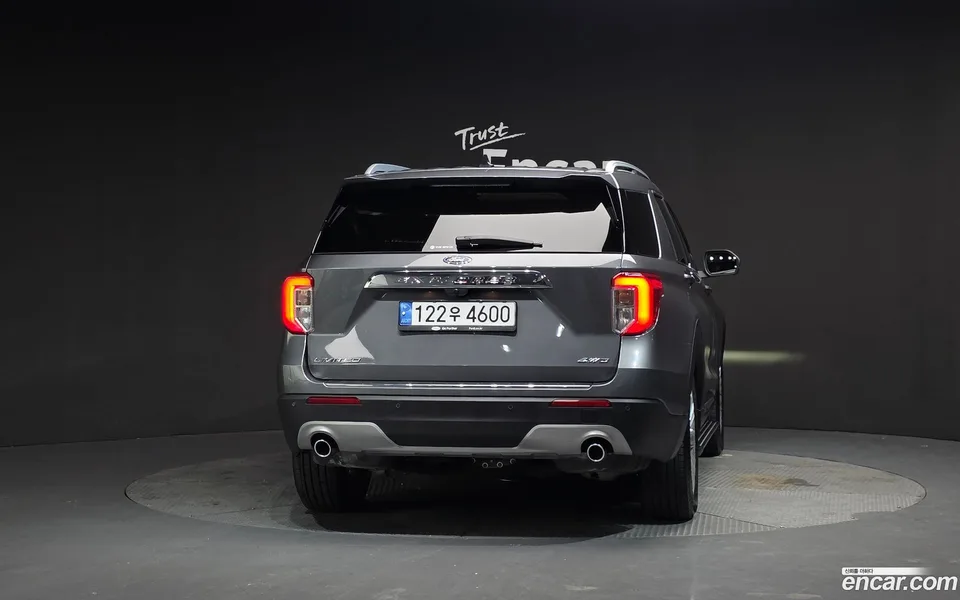 Ford Explorer 2.3 4WD 2023 — миниатюра 4