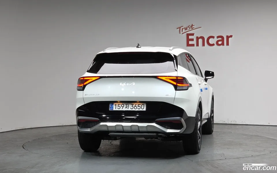 Kia Sportage Hybrid 2WD 2024 — миниатюра 4