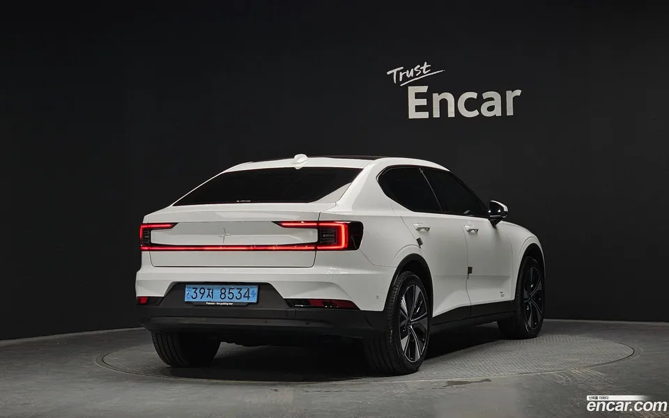 Polestar Polestar 2 2023 — миниатюра 2