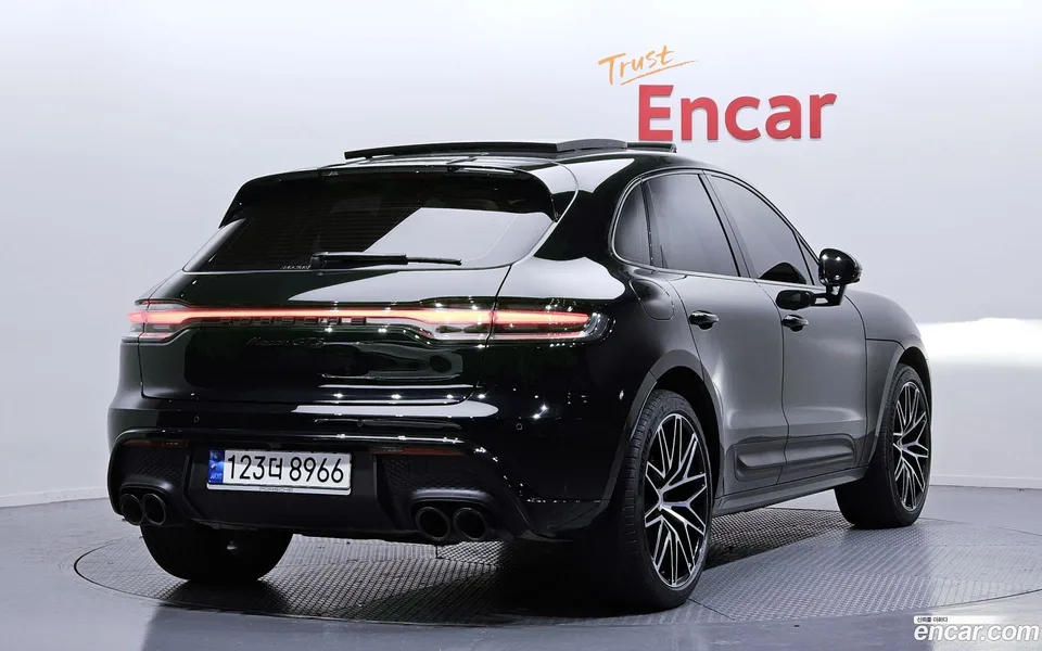 Porsche Macan 2.9 GTS 2022 — миниатюра 2
