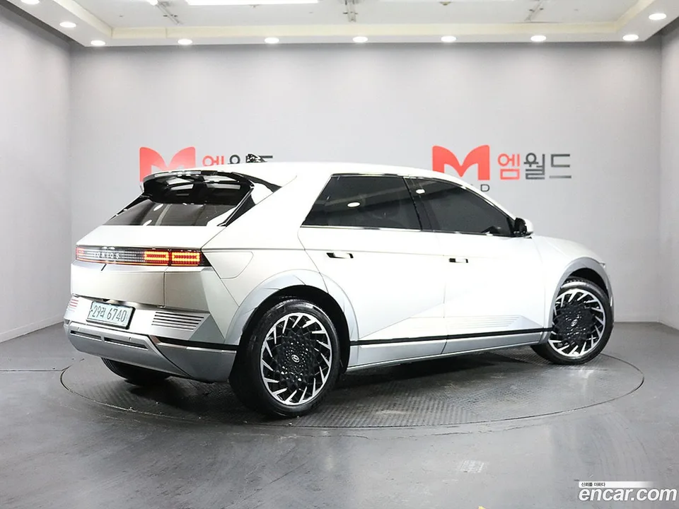 Hyundai Ioniq 5 2022 — миниатюра 3