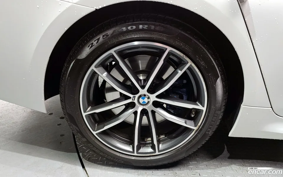 BMW 5 Series 520i M 2023 — миниатюра 5