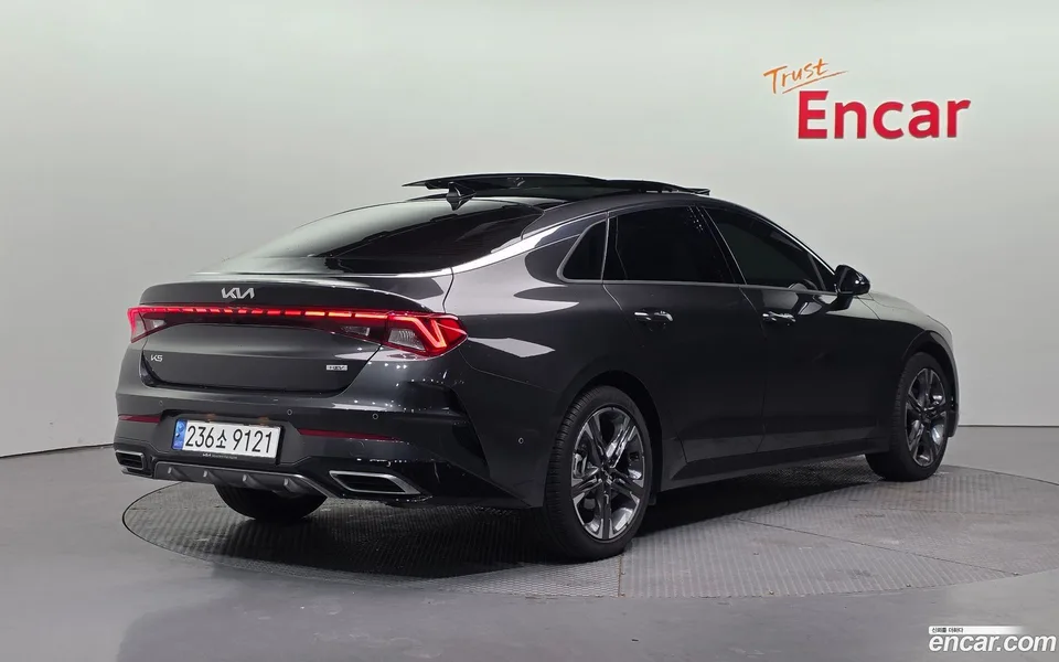 Kia K5 Hybrid 2023 — миниатюра 2