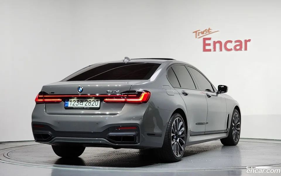 BMW 7 Series 730d xDrive M 2022 — миниатюра 2