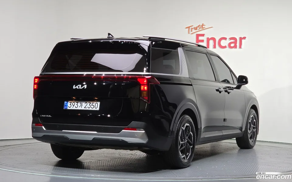 Kia Carnival 9 2024 — миниатюра 2