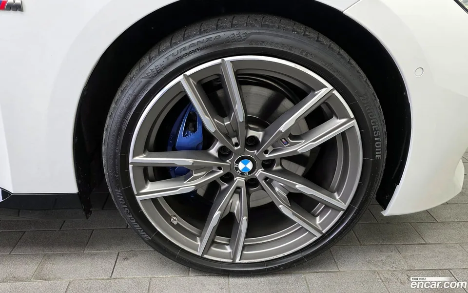 BMW 2 Series M240i xDrive 2023 — миниатюра 5