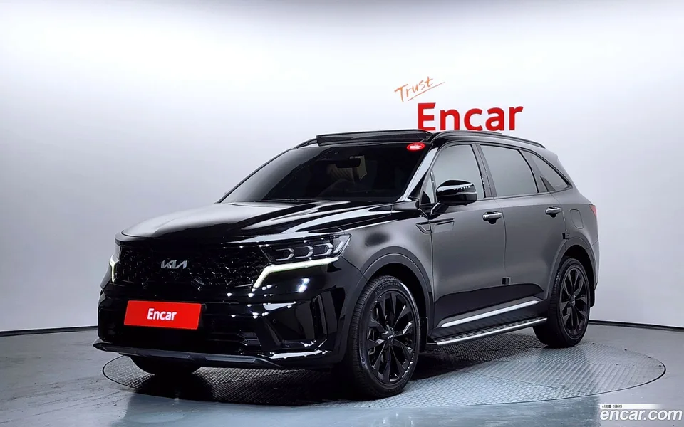 Kia Sorento 2.5T 2WD 2022 — фото 1, купить с доставкой в Москву