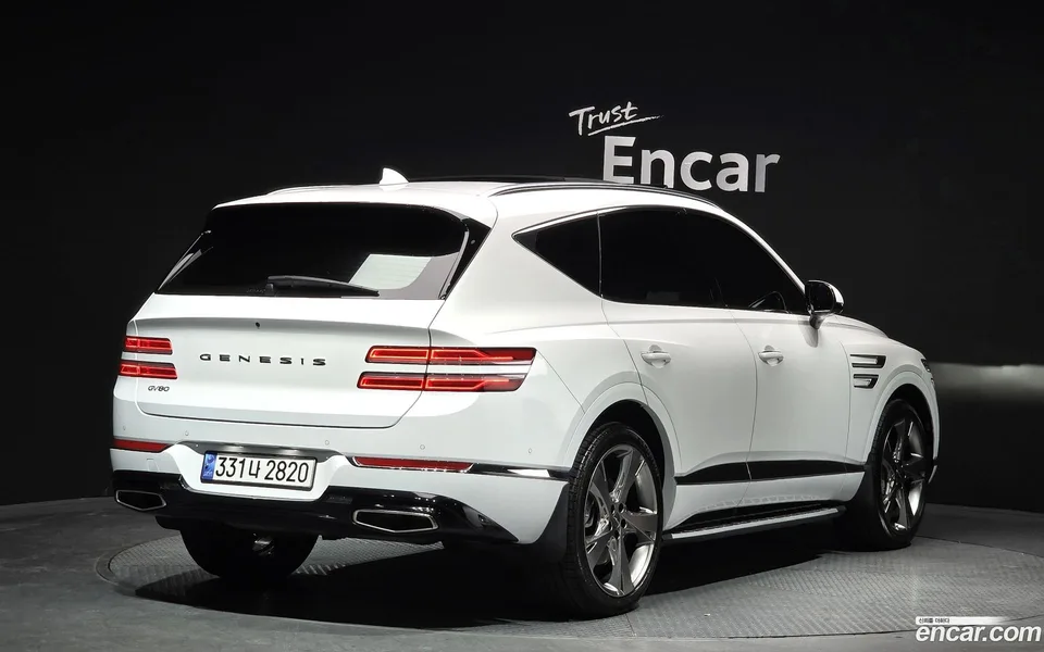 Genesis GV80 2.5T 2WD 2023 — миниатюра 2