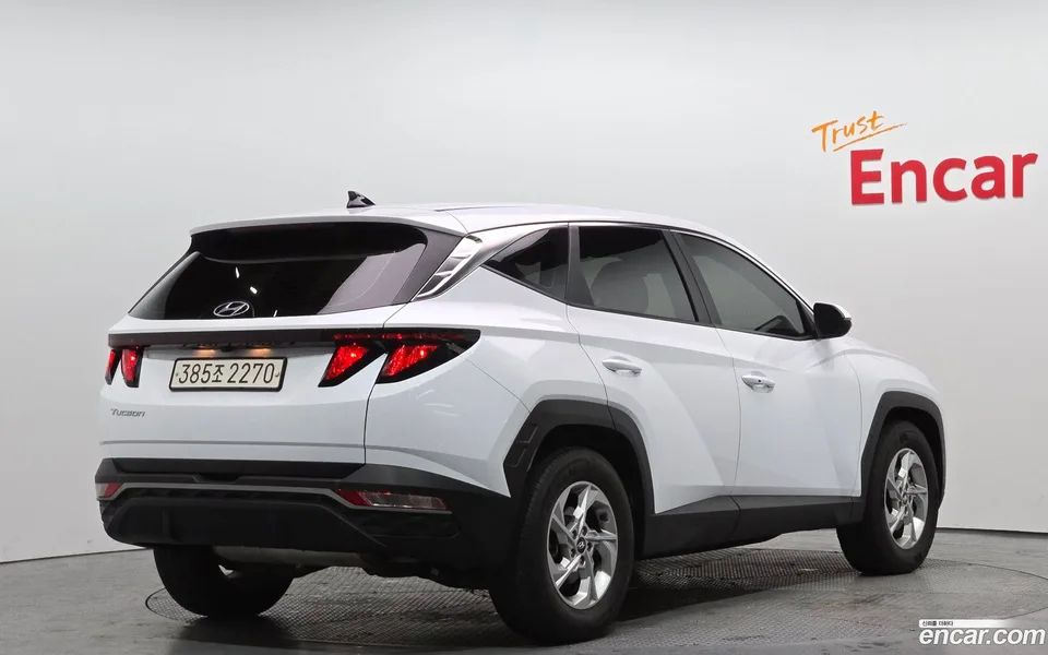 Hyundai Tucson 1.6 2WD 2022 — миниатюра 2