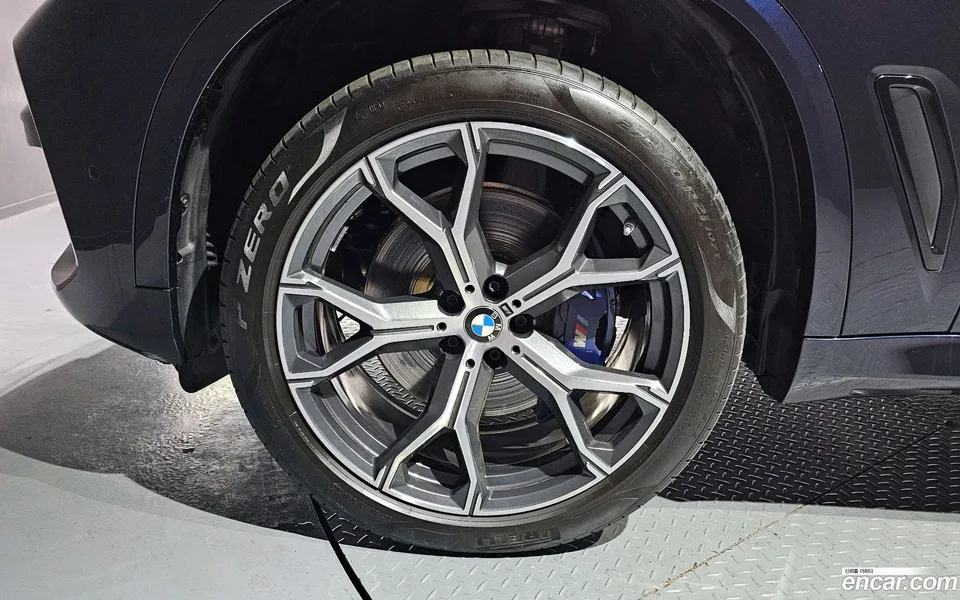 BMW X5 xDrive 30d M 2022 — миниатюра 5