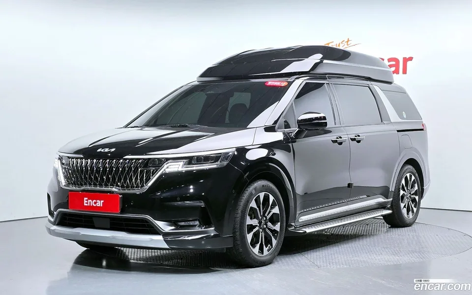 Kia Carnival 7 2022 — фото 1, купить с доставкой в Москву