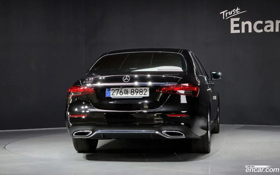 Mercedes-Benz E-Class E250 AMG Line 2022 — миниатюра 4