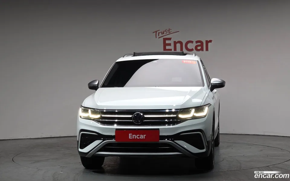 Volkswagen Tiguan Allspace 2.0 TSI 2022 — миниатюра 3