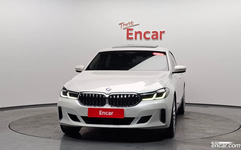 BMW 6 Series GT 630i xDrive 2022 — миниатюра 3