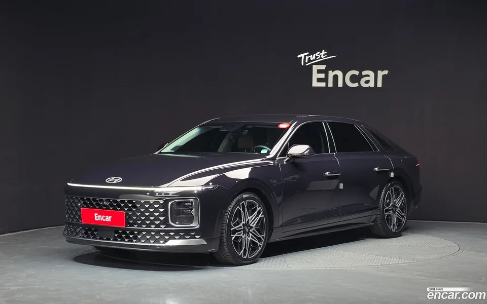 Hyundai Grandeur Hybrid 2023 — фото 1, купить с доставкой в Москву