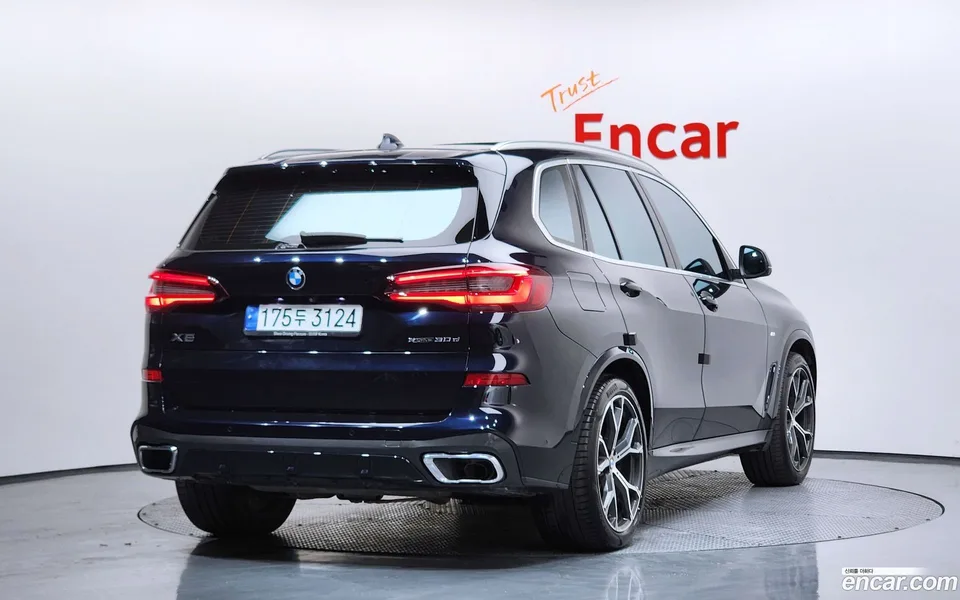 BMW X5 xDrive 30d M 2022 — миниатюра 2
