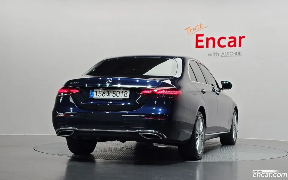 Mercedes-Benz E-Class E250 2022 — миниатюра 4