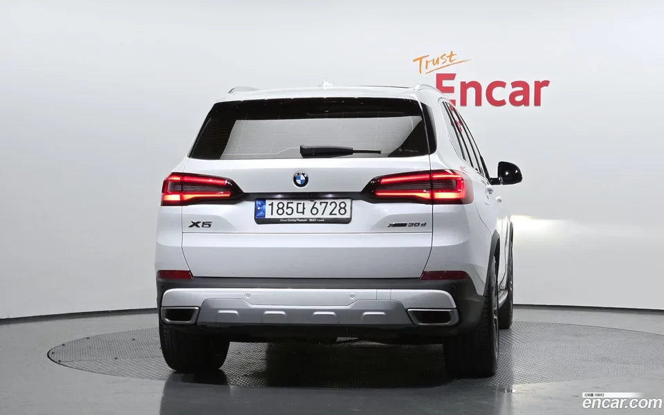 BMW X5 xDrive 30d xLine 2022 — миниатюра 4