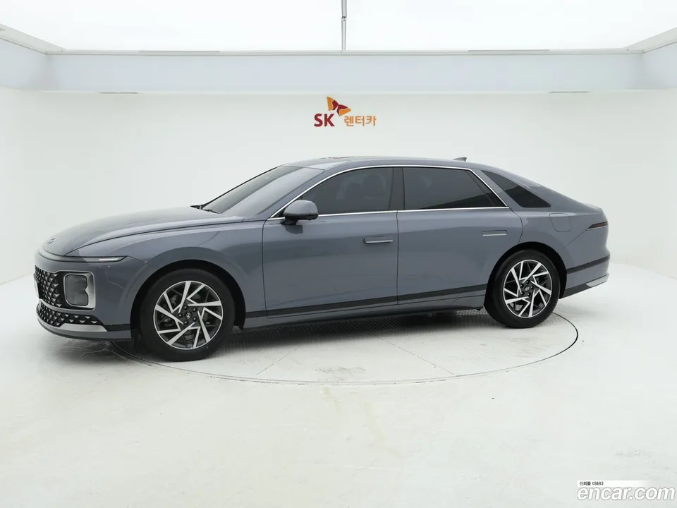 Hyundai Grandeur 2.5 2WD 2023 — миниатюра 2