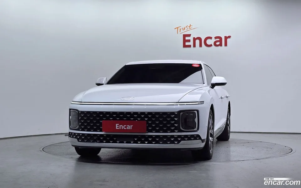 Hyundai Grandeur Hybrid 2023 — миниатюра 3