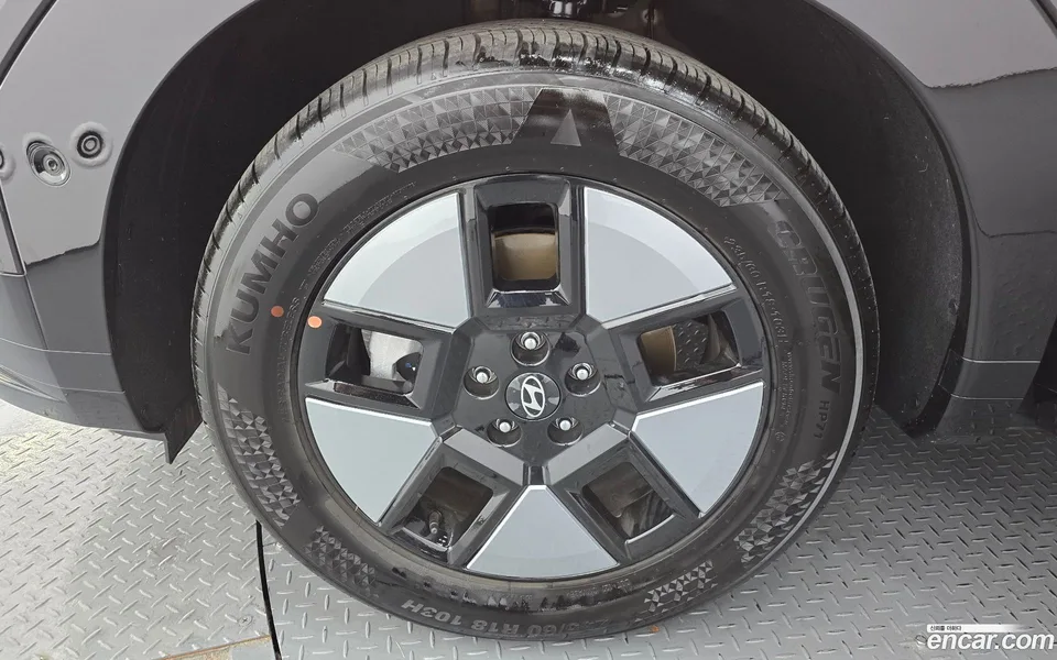 Hyundai SantaFe HEV 1.6 2WD 2023 — миниатюра 5