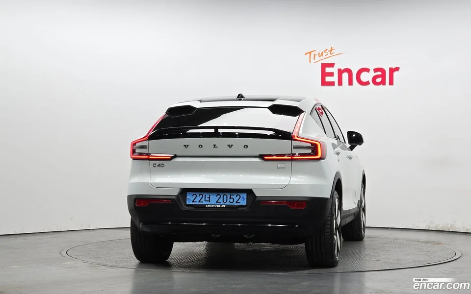 Volvo C40 Recharge 2023 — миниатюра 4
