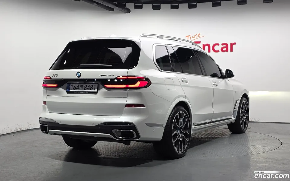 BMW X7 xDrive 40d M 6 2025 — миниатюра 2