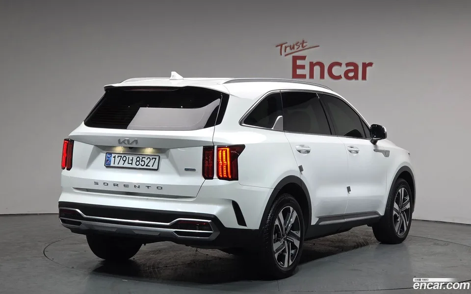 Kia Sorento HEV 1.6 2WD 2022 — миниатюра 2