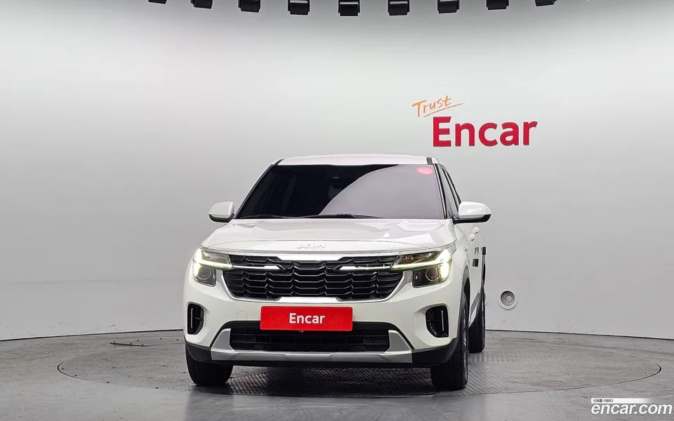 Kia Seltos 2.0 2WD 2024 — миниатюра 3