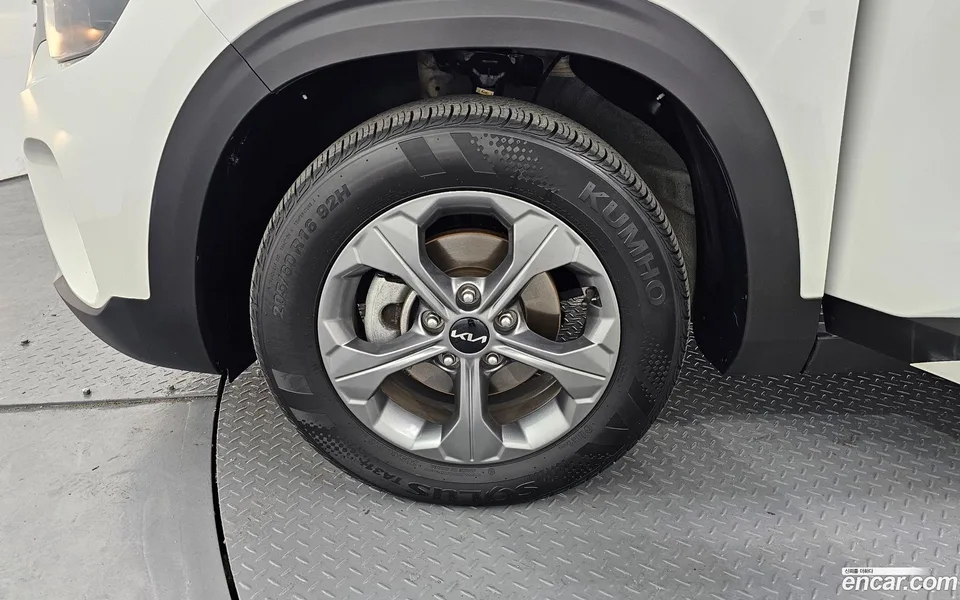 Kia Seltos 2.0 2WD 2024 — миниатюра 5