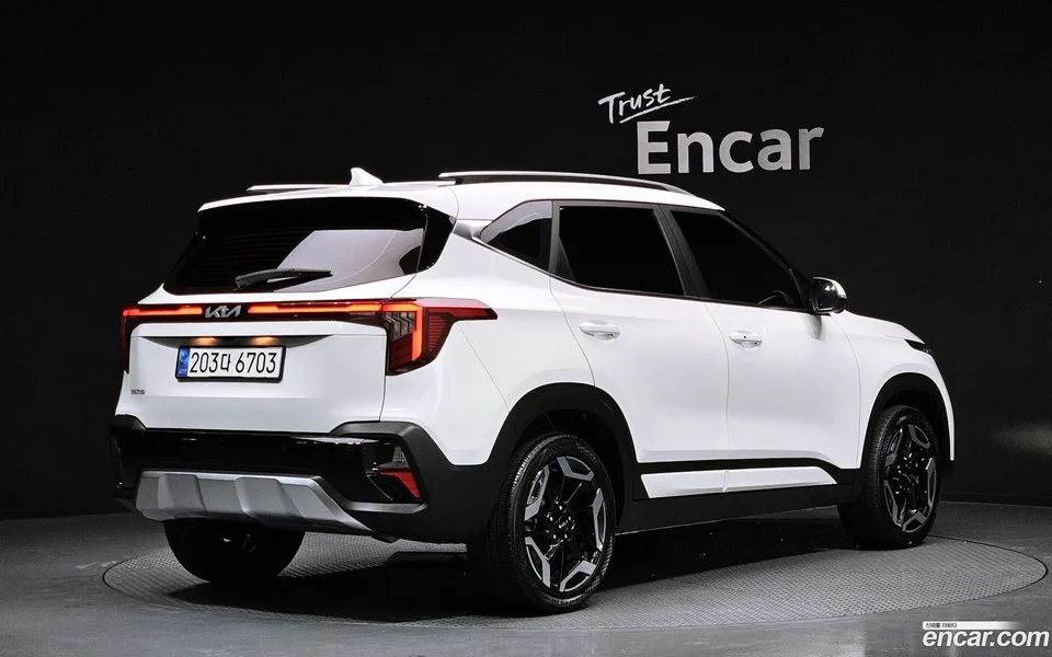 Kia Seltos 1.6 2WD 2022 — миниатюра 2