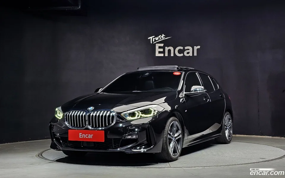 BMW 1 Series 120i M 2024 — фото 1, купить с доставкой в Москву