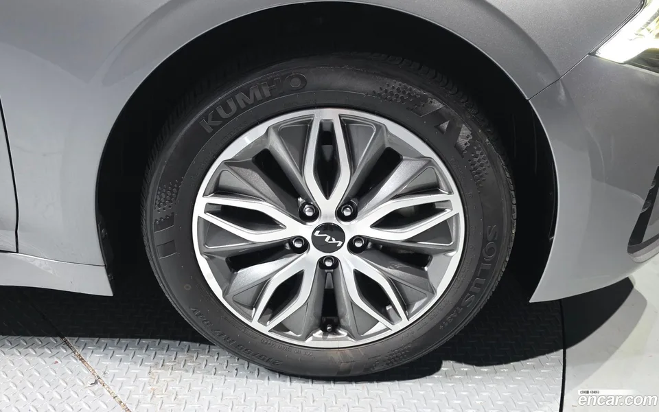 Kia K5 Hybrid 2022 — миниатюра 5