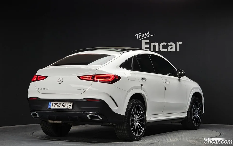 Mercedes-Benz GLE-Class GLE400d 4MATIC 2022 — миниатюра 2