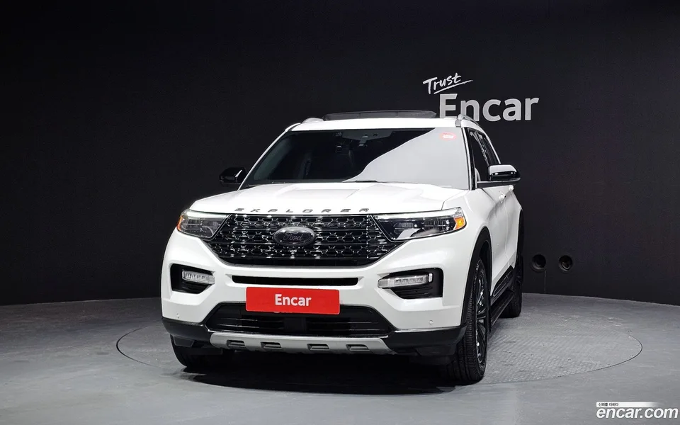 Ford Explorer 2.3 4WD 2022 — миниатюра 2