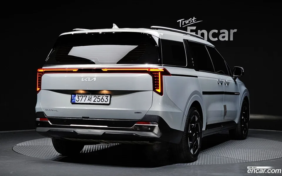 Kia Carnival HEV 7 2024 — миниатюра 2