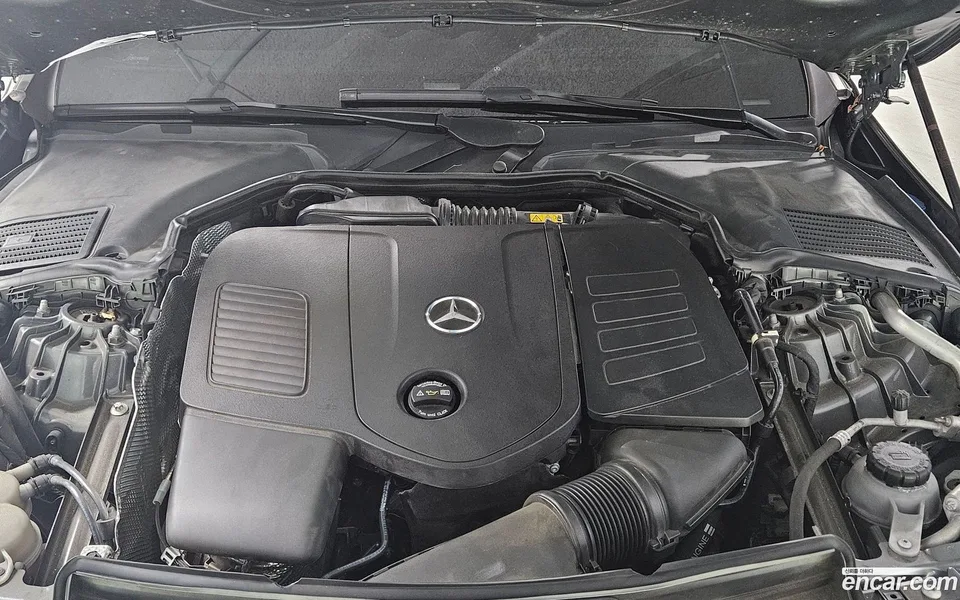 Mercedes-Benz C-Class C300 AMG Line 2022 — миниатюра 5